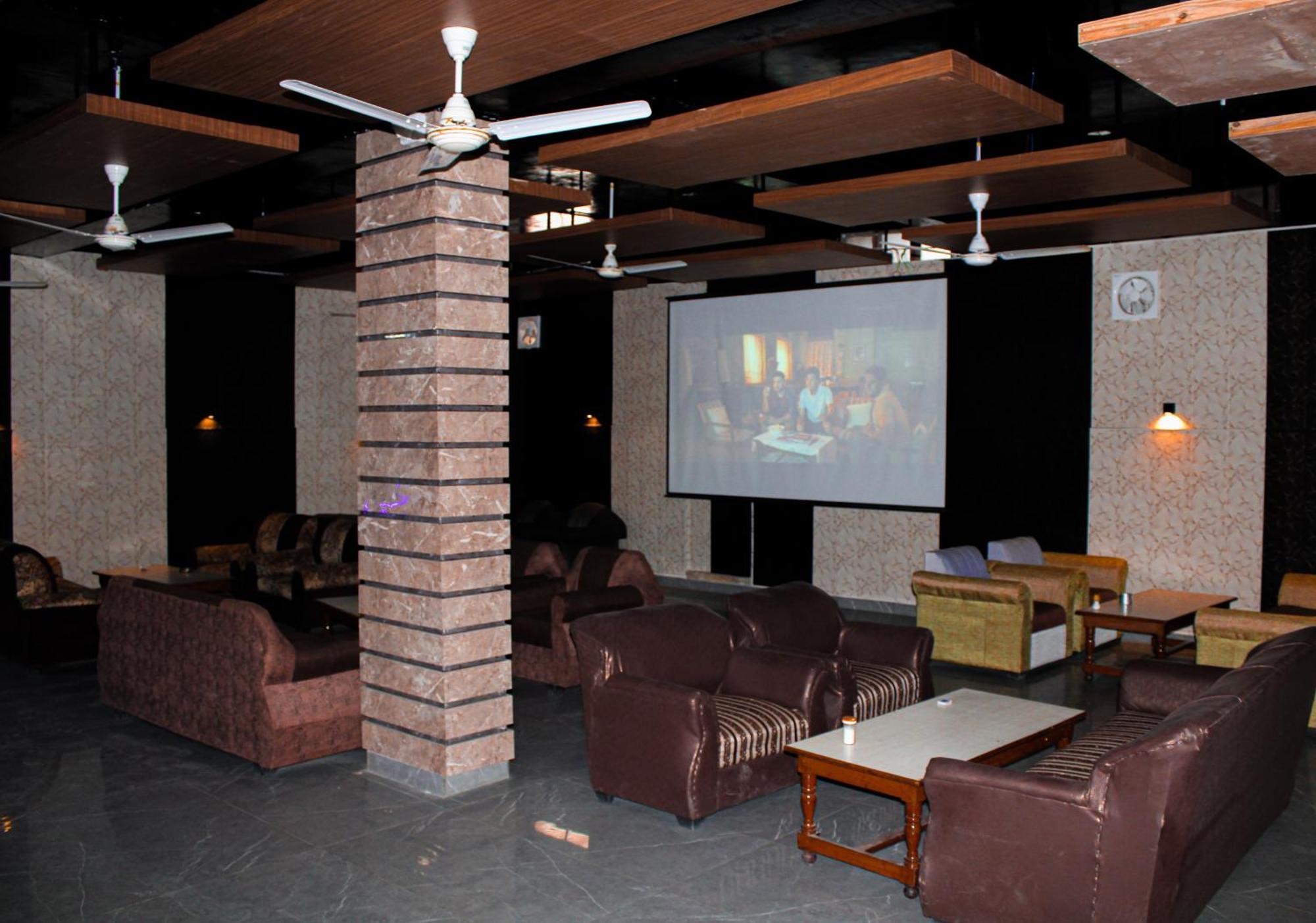 Chirawa Sangam Hotel מראה חיצוני תמונה