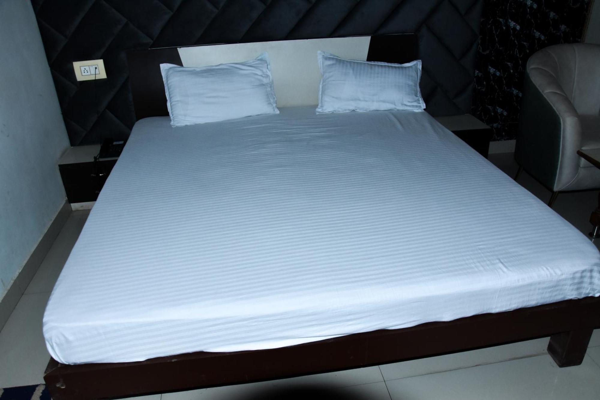 Chirawa Sangam Hotel מראה חיצוני תמונה