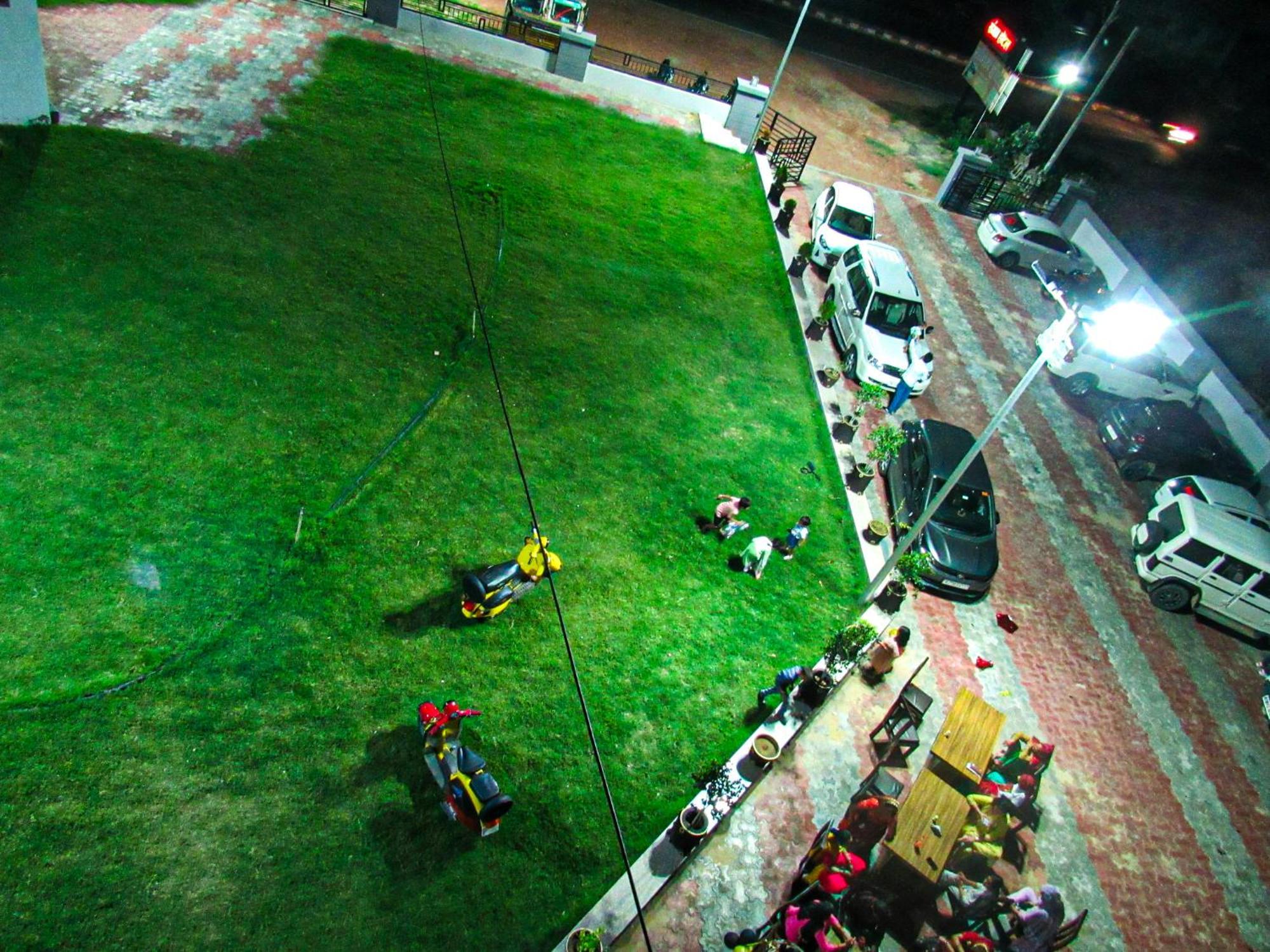 Chirawa Sangam Hotel מראה חיצוני תמונה