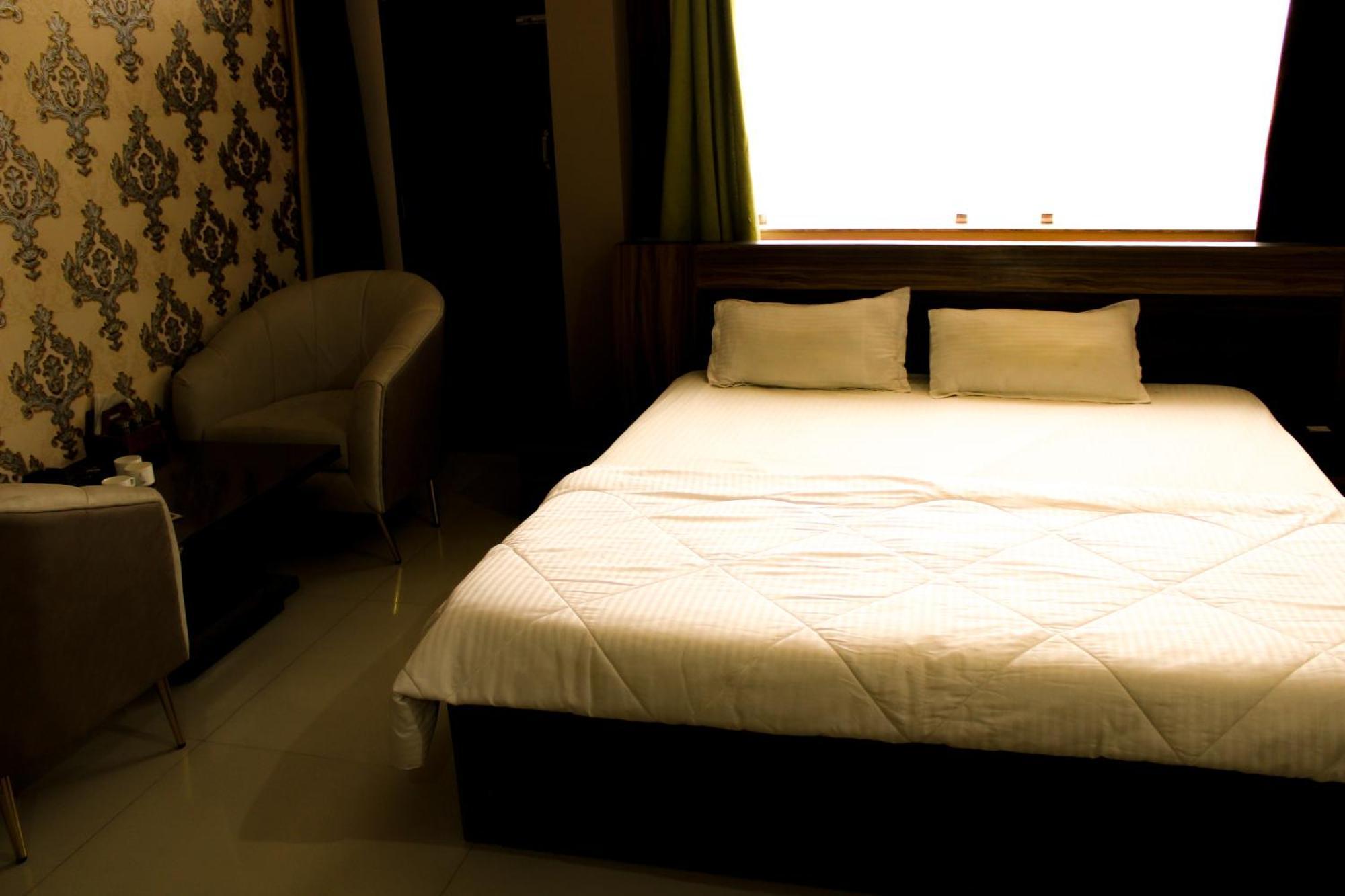 Chirawa Sangam Hotel מראה חיצוני תמונה