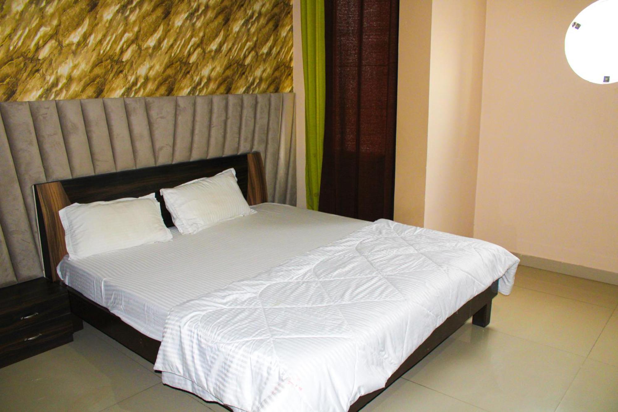 Chirawa Sangam Hotel מראה חיצוני תמונה