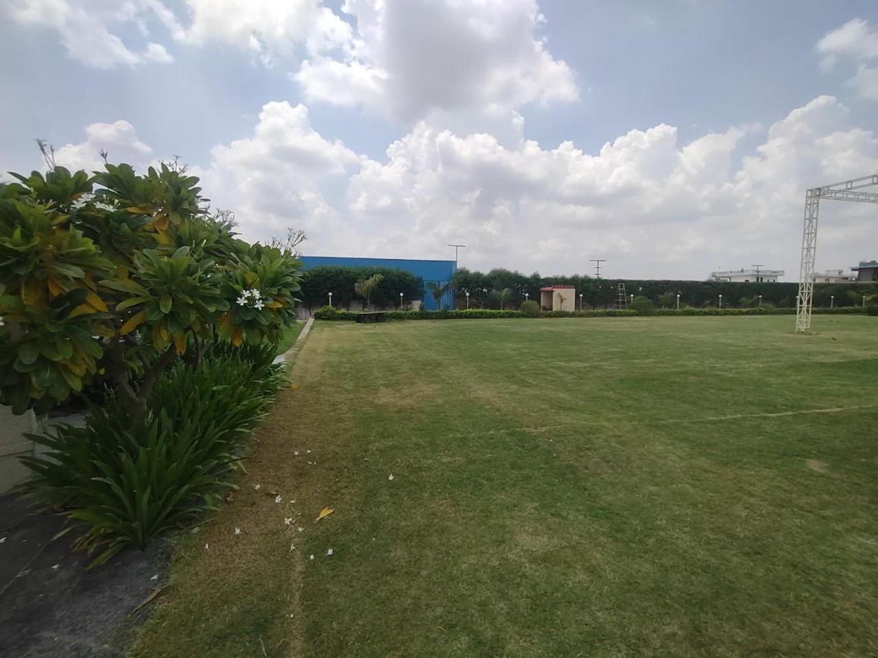 Chirawa Sangam Hotel מראה חיצוני תמונה